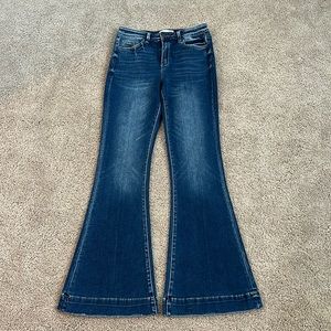 - NWOT never worn flare jeans Size 29